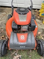 HUSQVARNA 22” LAWNMOWER  MODEL 961450015 00,