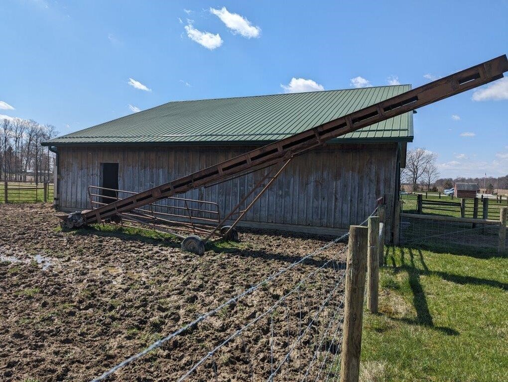 40' Hay Elevator