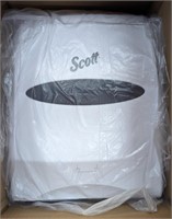 (ZZ) Scott essential manual roll towel dispenser