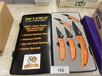 5 PIECE KNIFE SET - FLEET FARM COLLECTOR