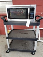 Magic Chef Microwave & Rolling Cart