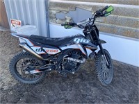 2021 gio GX 250 dirt bike,