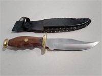 Fixed Knife W/ Leather Sheath