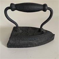 Vintage Sad Iron Rustic Primitive