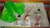 Plastic Christmas Cups / Green Plastic Cups Lot