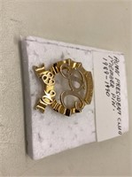 Avon President club member pin