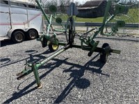 John Deere 702 V Rake, 10 wheel