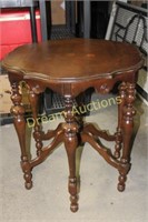 Vintage Ornate Wooden Table 27.5DX29H