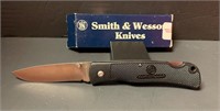 NIB Smith & Wesson SW-500 SWAT Pocket Knife