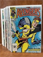 (26) The Avengers Marvel Comics