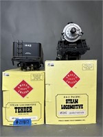 Aristo craft 4-6-2 Pacific Steam Locomotive and te