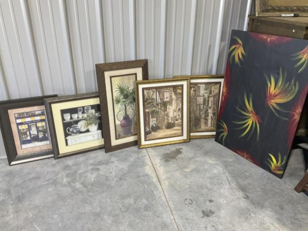 6- Wall Hanging Pictures