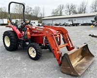 Branson 2910i 4WD tractor with BL10S loader,