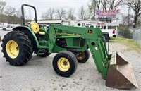 John Deere 5210 tractor with 540 loader, 389hrs