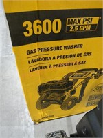 DeWalt Gas pressure washer 3600PSI 2.5 GPM