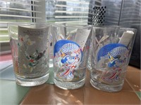 Lot of 6 Disney cups (kitchen counter)
