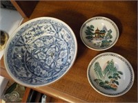 3 Oriental bowls