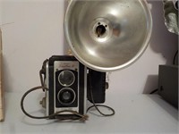 Kodak Duaflex III camera w/ flash