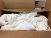 Pillow top mattress pad. Size unknown-slight use
