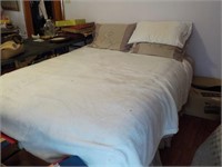 Full size bed complete frame/mat/spring