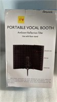 Portable vocal booth