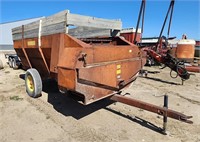 Gehl Feed Wagon