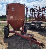 International 2-Wheel Feed Wagon