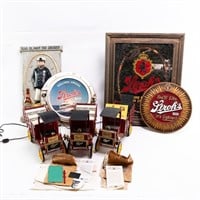 (8) Collection of Vintage Stroh's Breweriana