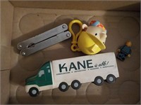 pullers, key chain, Kane squish truck