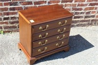 Mahg. 4 drawer chest by Hickory Chair