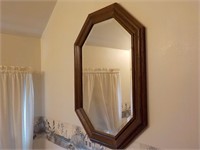 Beveled mirror