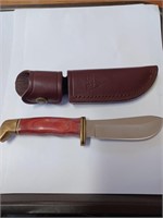 Buck Knife w/ Leather Sheath