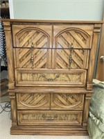 5 drawer wood chest of drawers