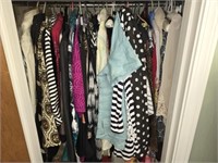 Estate lot of XL ladies clothing