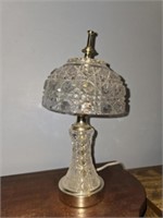 Small crystal lamp