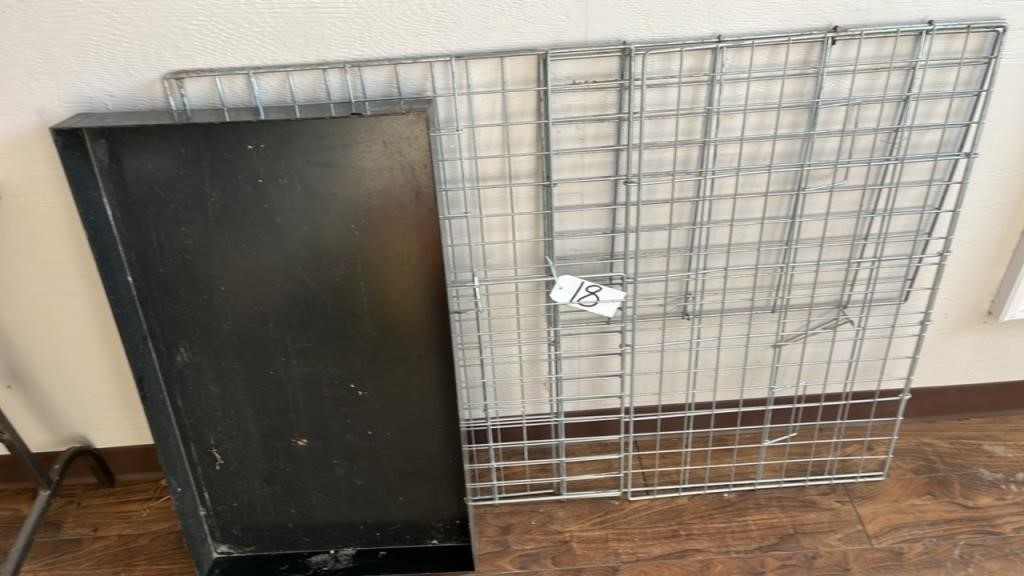 Wire Dog Crate, 34.5"  long x 21" wide x 21"