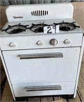 Vintage Vernois Cook Stove & Oven. Set up for