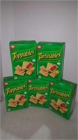 386g × 5 Toppables crackers check bb date