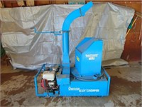 Goossen Bale Chopper on platform