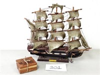 Fragata Espanola Model Ship + Coasters (No Ship)