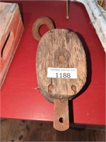 Cast iron wooden pulley