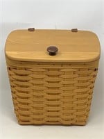 Longaberger 2000 medium mail basket with a