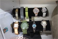 LOT - WATCHES - NOT DISPLAY