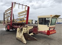 NEW HOLLAND 1075 Bale Wagon, Diesel