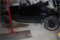 1925 Model T Ford Restored Wood truck box