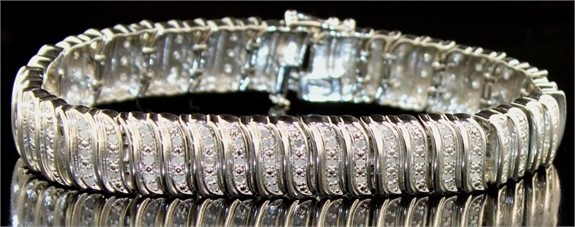 April 1st - Luxury Jewelry - Coin - Memorabilia Auction