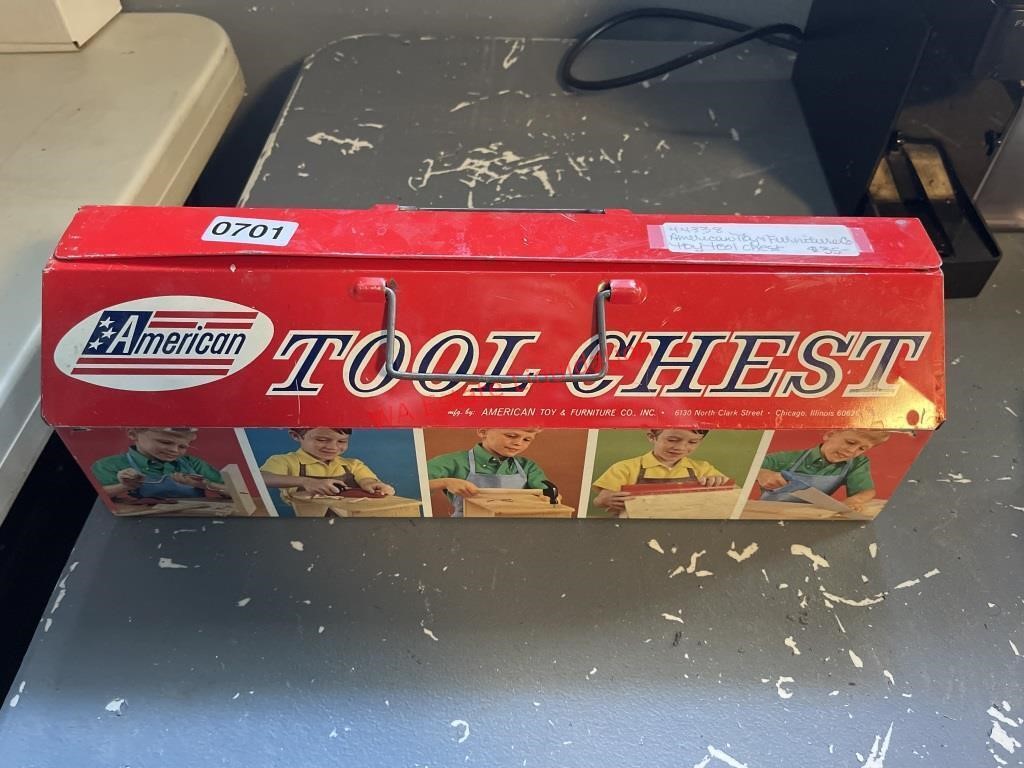 American Tool Chest with tools Toy  (backhouse)