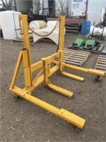 Tractor wheel dolly