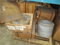 Pallet of wheel kits, 1675 pounds