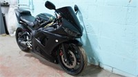 2004 YAMAHA YZF-R6 Motorcycle